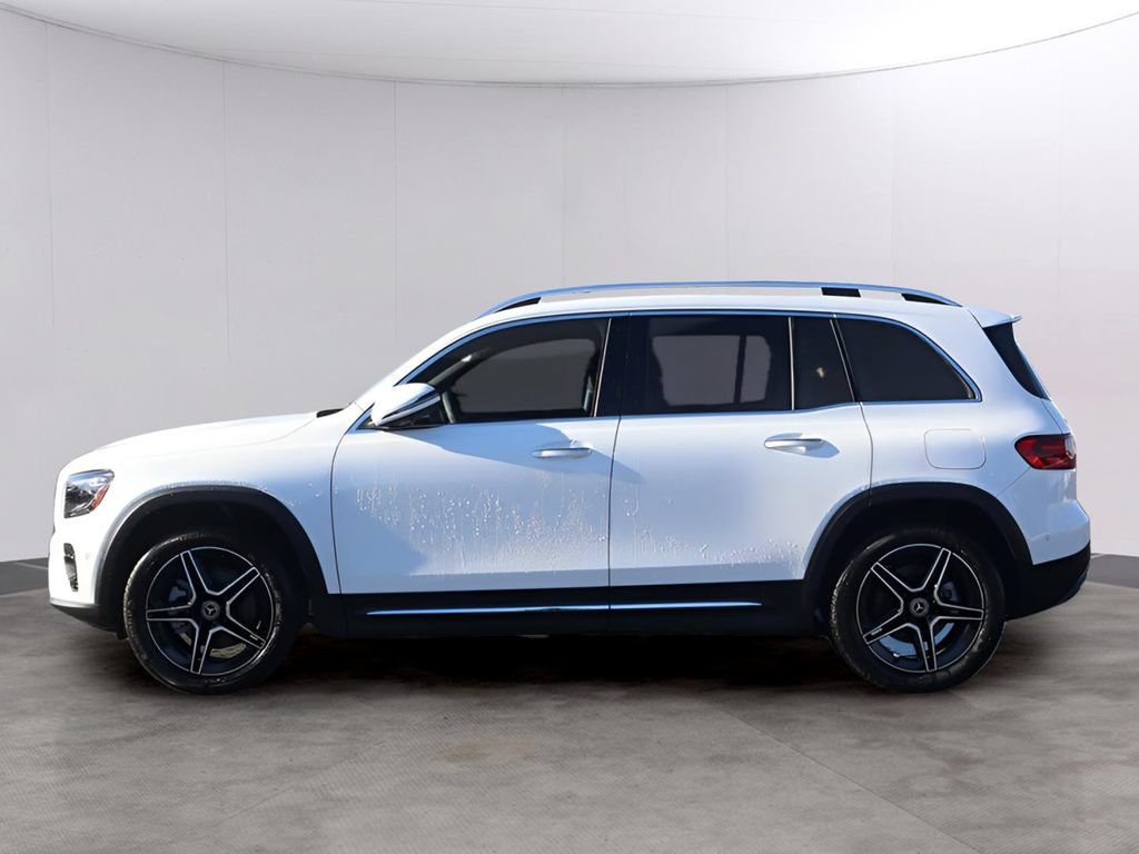 New 2026 Mercedes-Benz GLB 250 4MATIC image 4