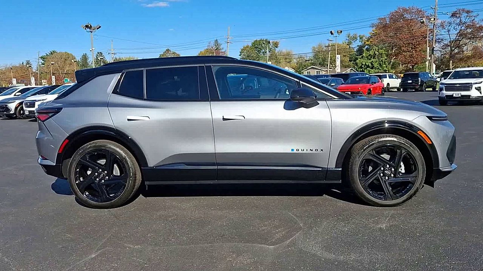 New 2026 Chevrolet Equinox EV RS image 5