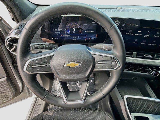 Used 2026 Chevrolet Equinox LT FWD image 38