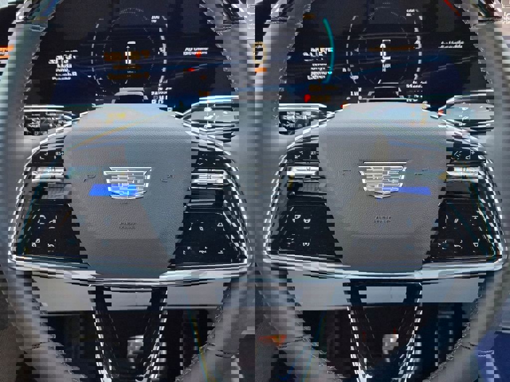 New 2026 Cadillac Optiq Sport 2 w/ LPO, Floor Liner Package image 17