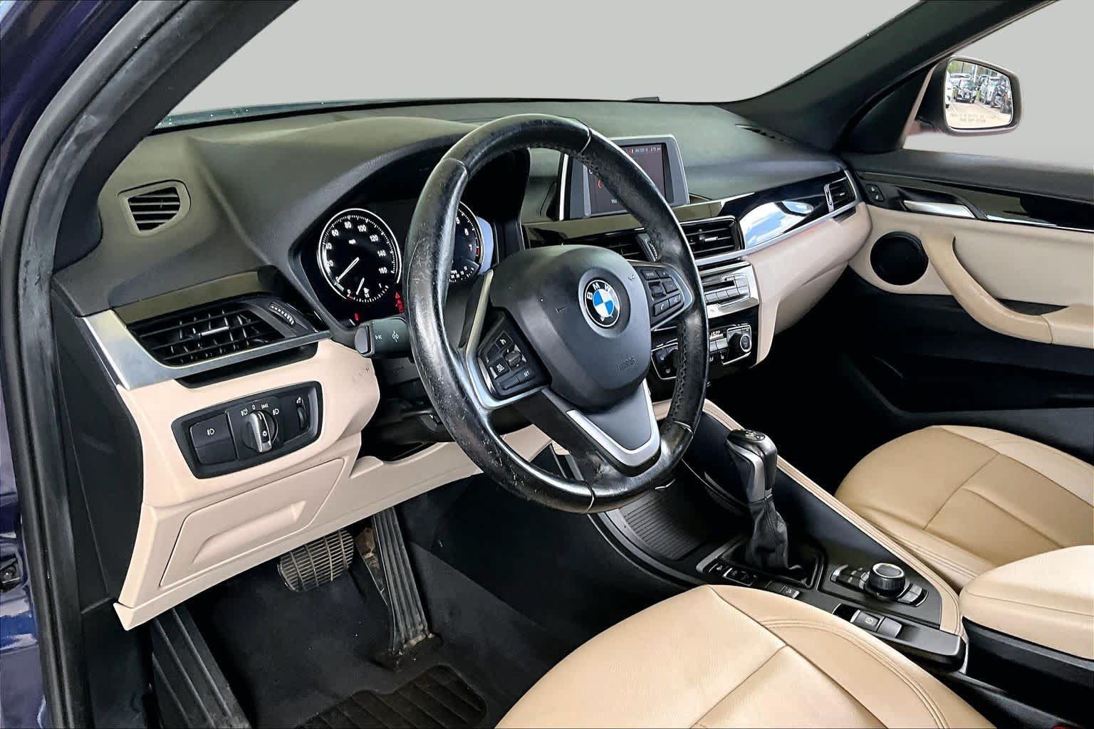 Used 2018 BMW X1 xDrive28i w/ Convenience Package AWD/4WD image 16