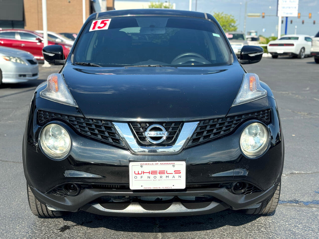 Used 2015 Nissan Juke S image 2