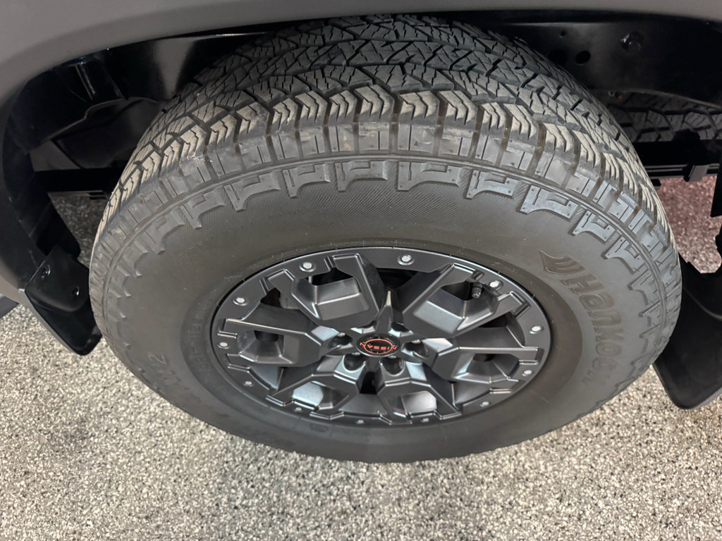 Used 2023 Nissan Frontier Pro-X w/ Pro-X Premium Package image 14