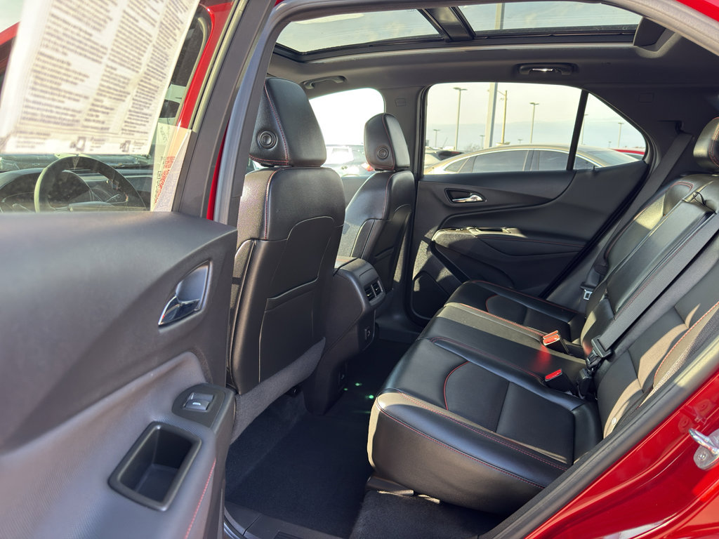 Used 2023 Chevrolet Equinox RS w/ RS Leather Package image 30