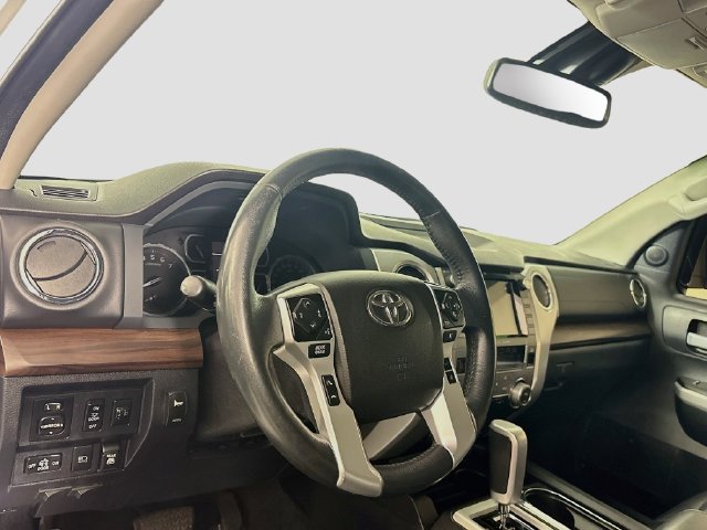 Used 2021 Toyota Tundra Limited w/ Limited Premium Package AWD/4WD image 9