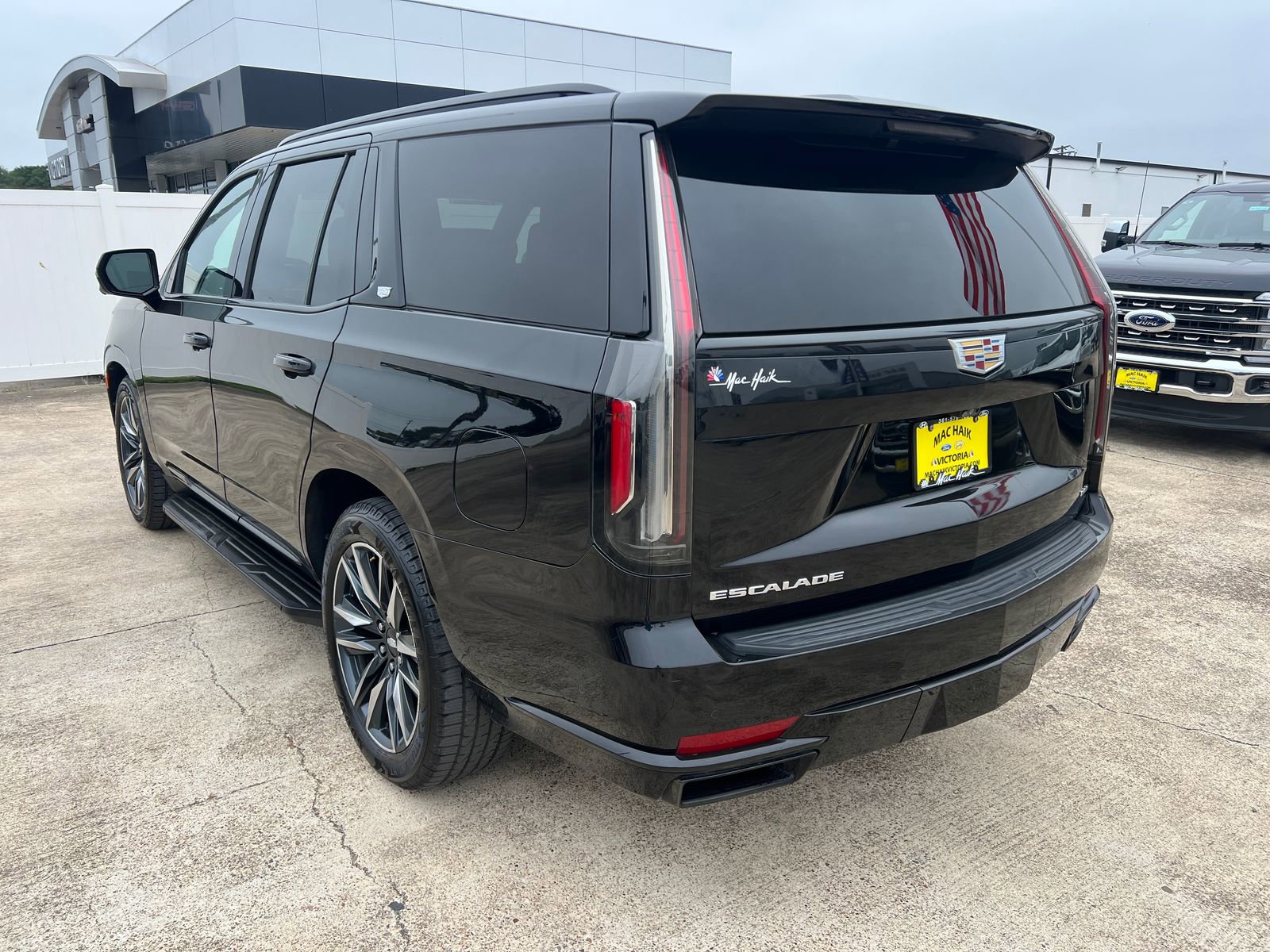 Used 2021 Cadillac Escalade Sport Platinum RWD image 5