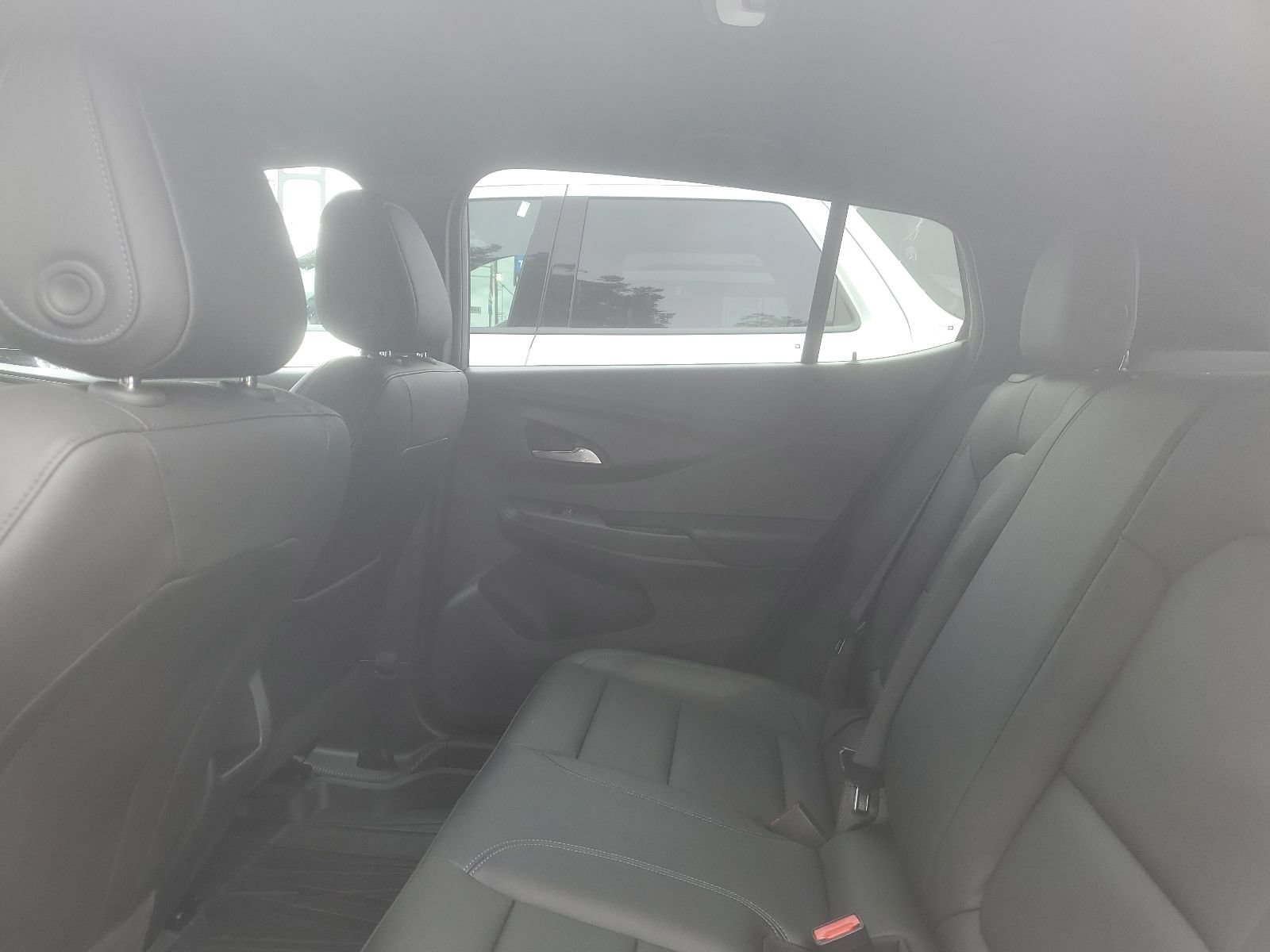 Used 2025 Buick Envista Sport Touring w/ Convenience I Package FWD image 13