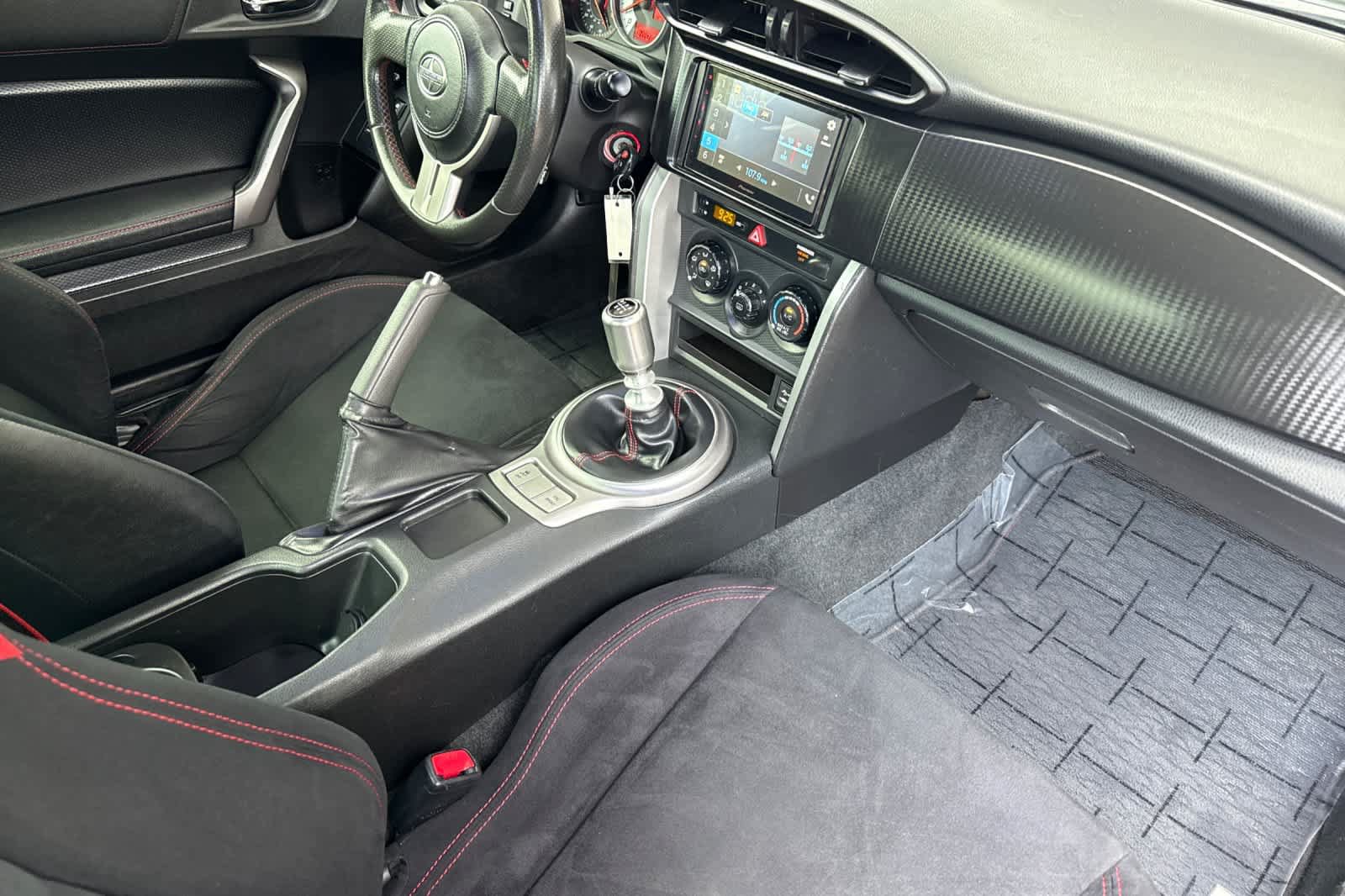 Used 2013 Scion FR-S RWD image 15