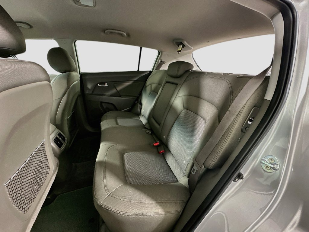 Used 2016 Kia Sportage LX AWD/4WD image 21