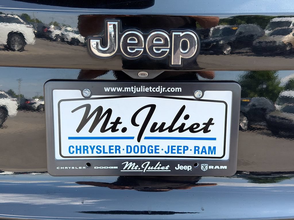 Used 2019 Jeep Renegade Latitude FWD image 12