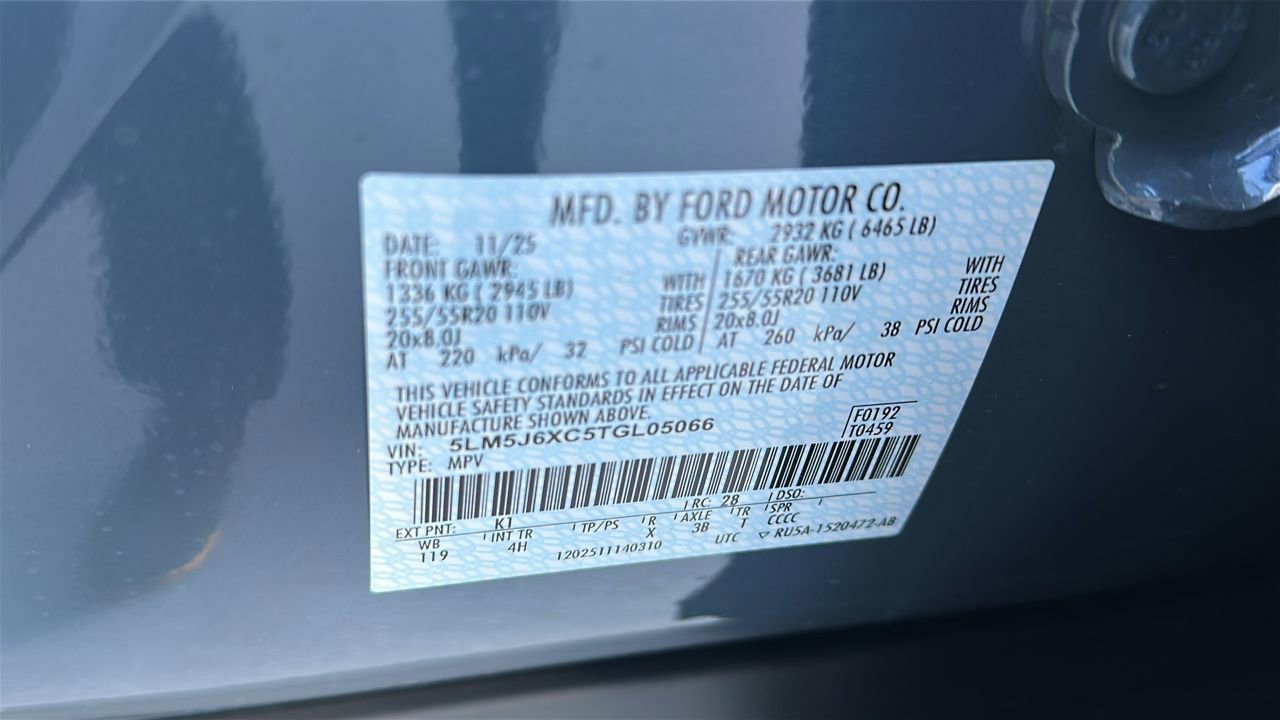 New 2026 Lincoln Aviator AWD image 29