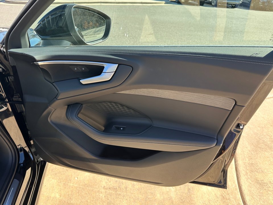 Certified 2025 Audi A5 2.0T Premium w/ Convenience Package image 31