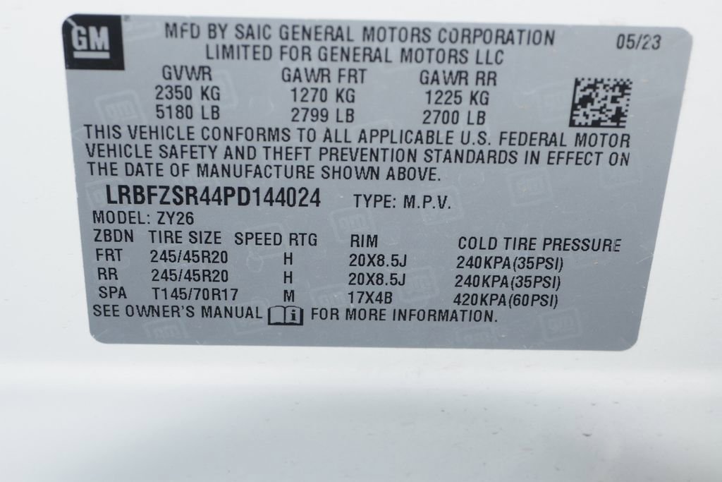 Used 2023 Buick Envision Avenir AWD/4WD image 28