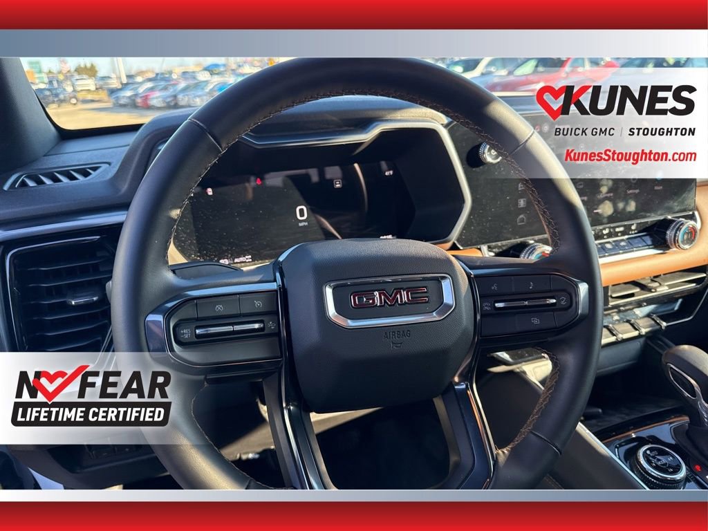 Used 2024 GMC Canyon AT4 image 27