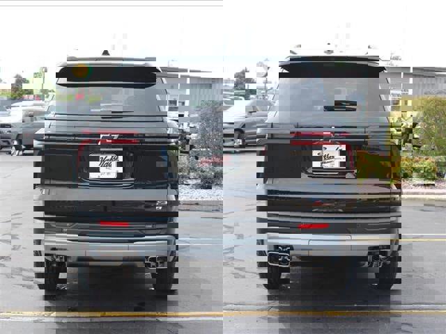 New 2026 Chevrolet Traverse Z71 w/ Driver Confidence Package image 4