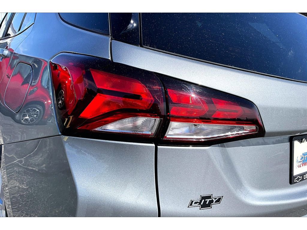 Used 2023 Chevrolet Equinox LT image 29