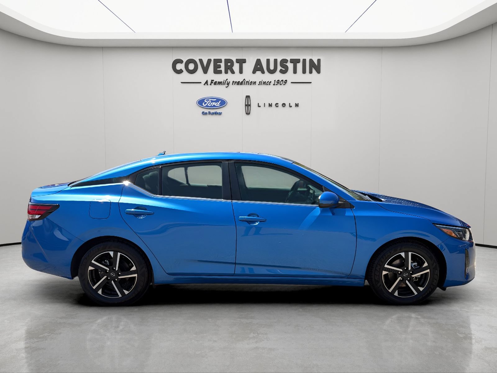 Used 2024 Nissan Sentra SV FWD image 6