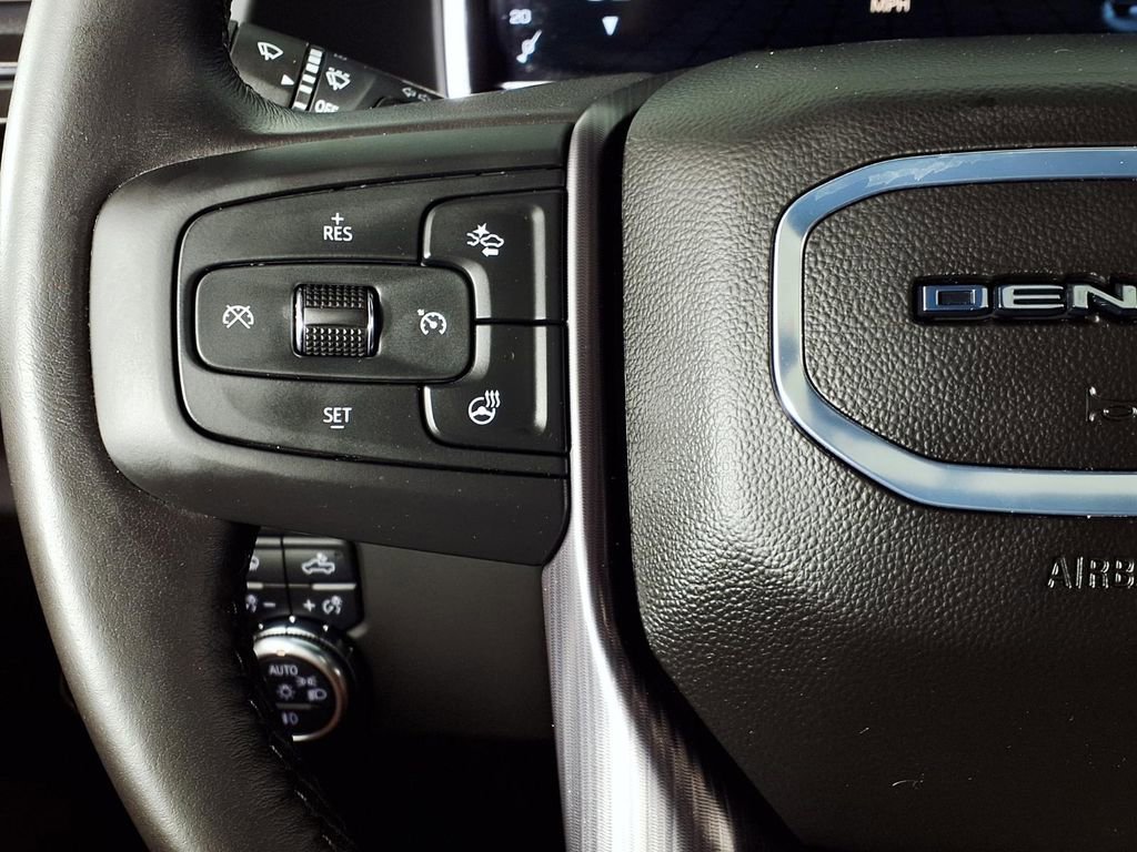 Used 2025 GMC Sierra 2500 Denali Ultimate image 19