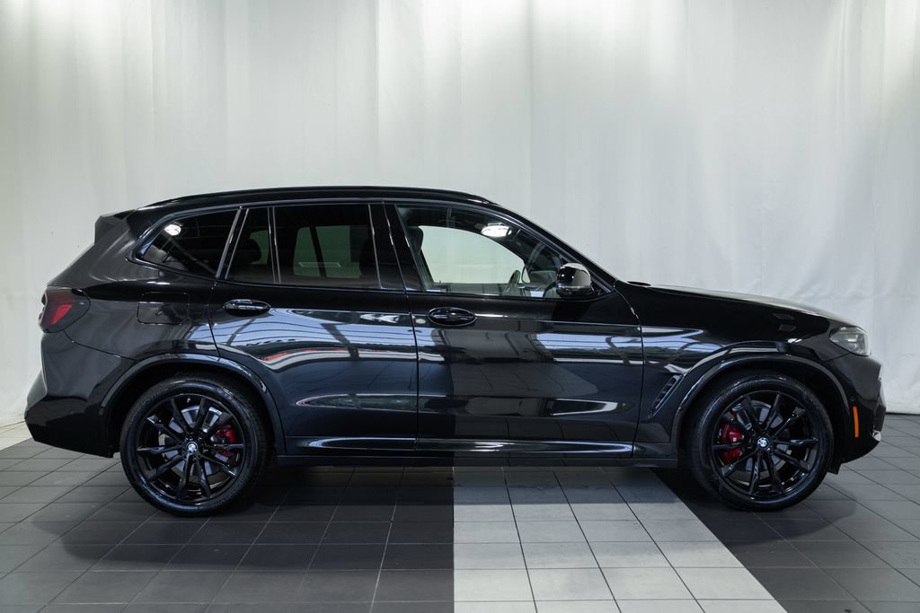 Used 2024 BMW X3 M40i AWD/4WD image 3