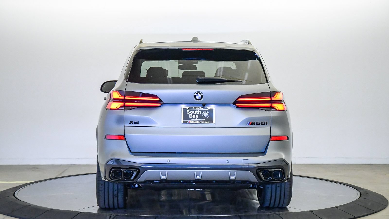 New 2026 BMW X5 M60i AWD/4WD image 3