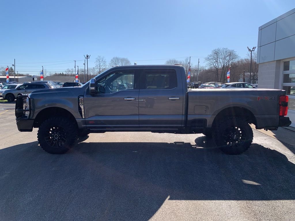 Used 2024 Ford F250 Lariat w/ Lariat Ultimate Package image 3
