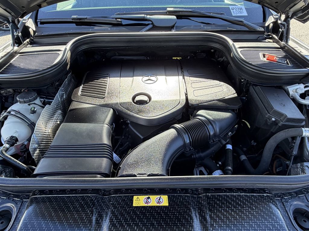Used 2025 Mercedes-Benz GLE 450e 4MATIC image 33