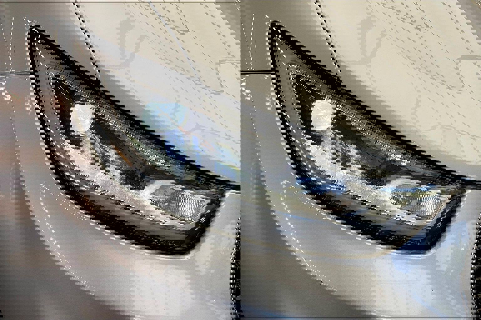 Used 2023 Chrysler Pacifica Touring-L image 28