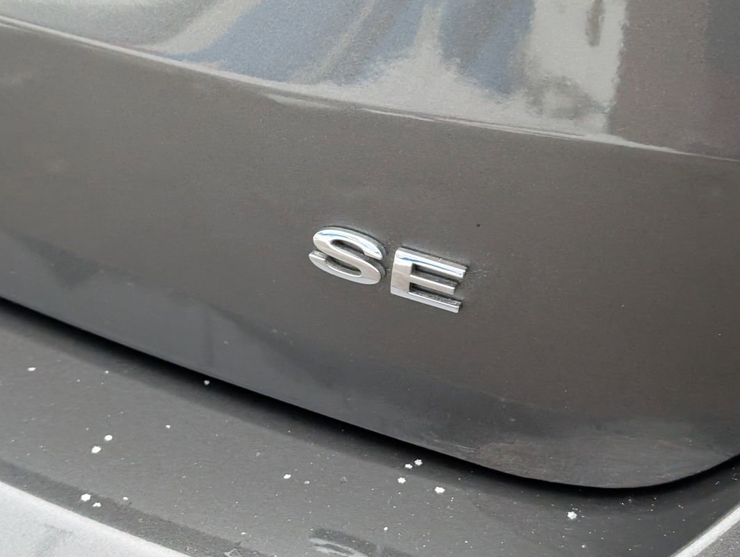 Used 2017 Ford Focus SE w/ Cold Weather Package image 14