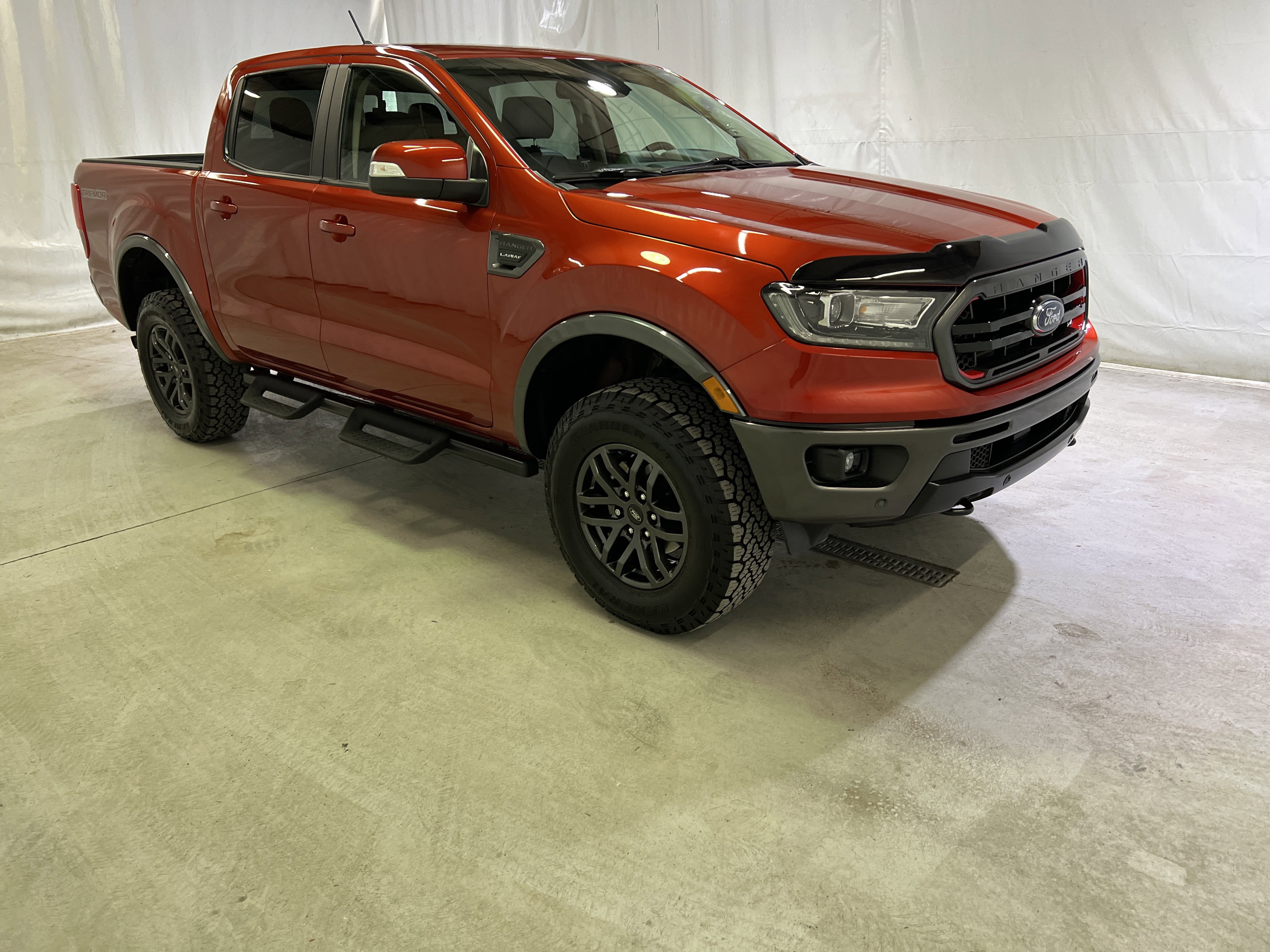 Used 2022 Ford Ranger Lariat w/ Tremor Off-Road Package image 2