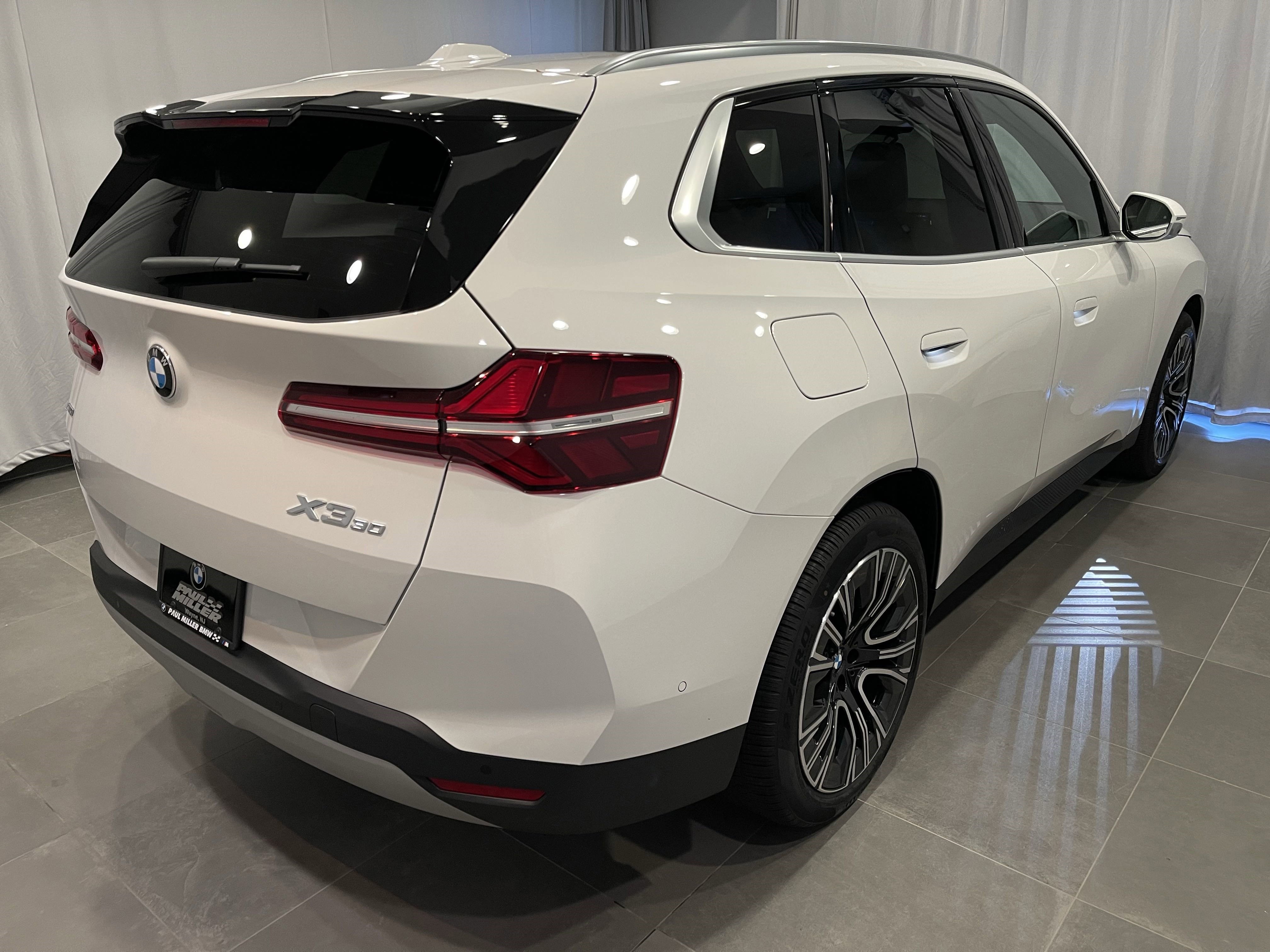 New 2026 BMW X3 xDrive30 w/ Premium Package image 6