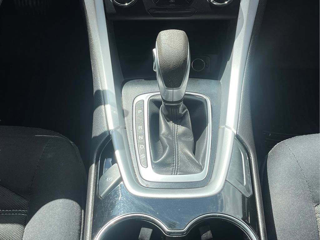 Used 2015 Ford Fusion SE image 20