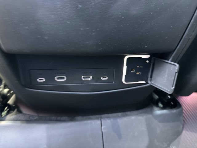 Used 2025 Cadillac Escalade Sport w/ Touring Package image 19