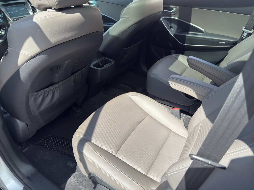 Used 2019 Hyundai Santa Fe XL AWD/4WD image 25