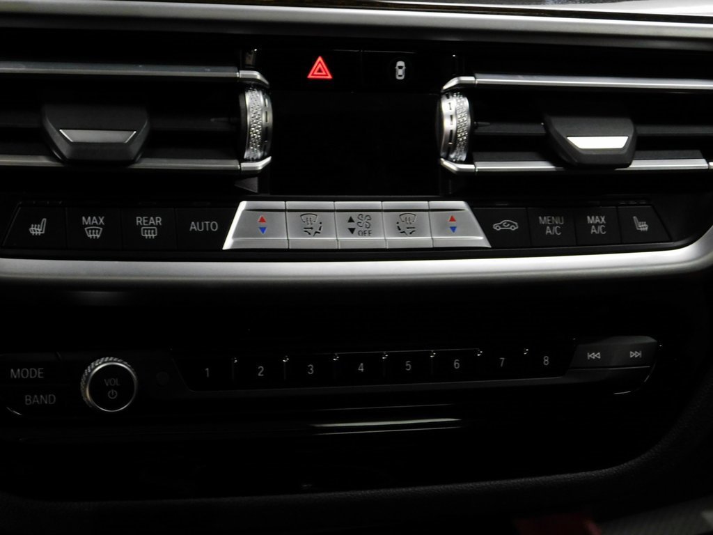 Used 2023 BMW X4 xDrive30i image 45