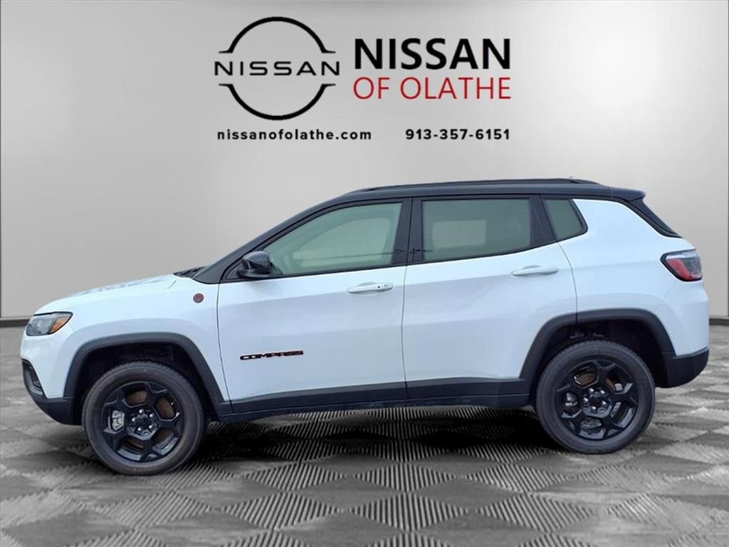 Used 2023 Jeep Compass Trailhawk image 17