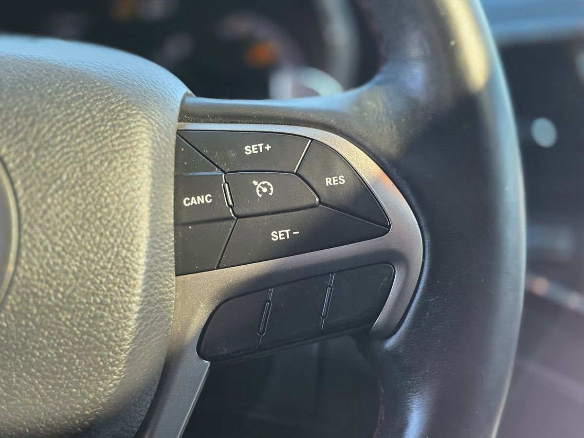 Used 2020 Jeep Grand Cherokee Trailhawk AWD/4WD image 38