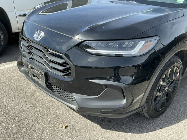Used 2025 Honda HR-V Sport image 14