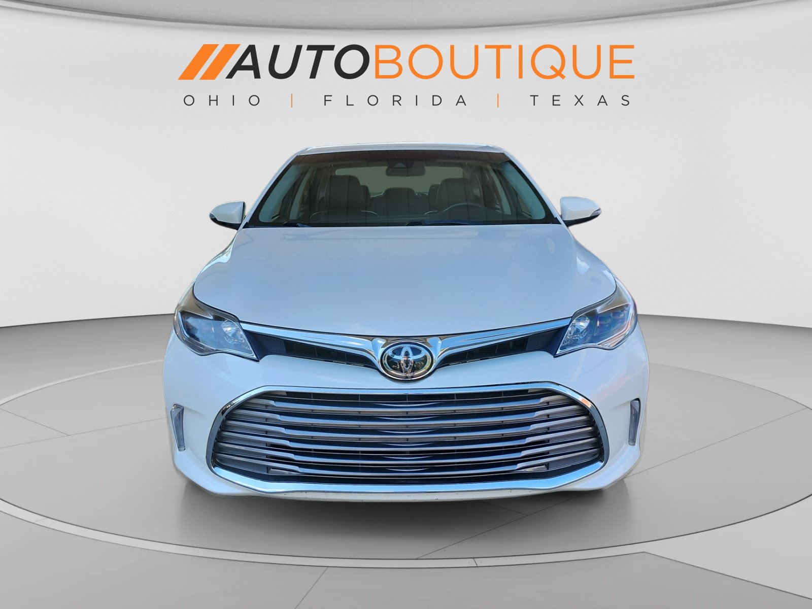 Used 2018 Toyota Avalon XLE FWD image 5
