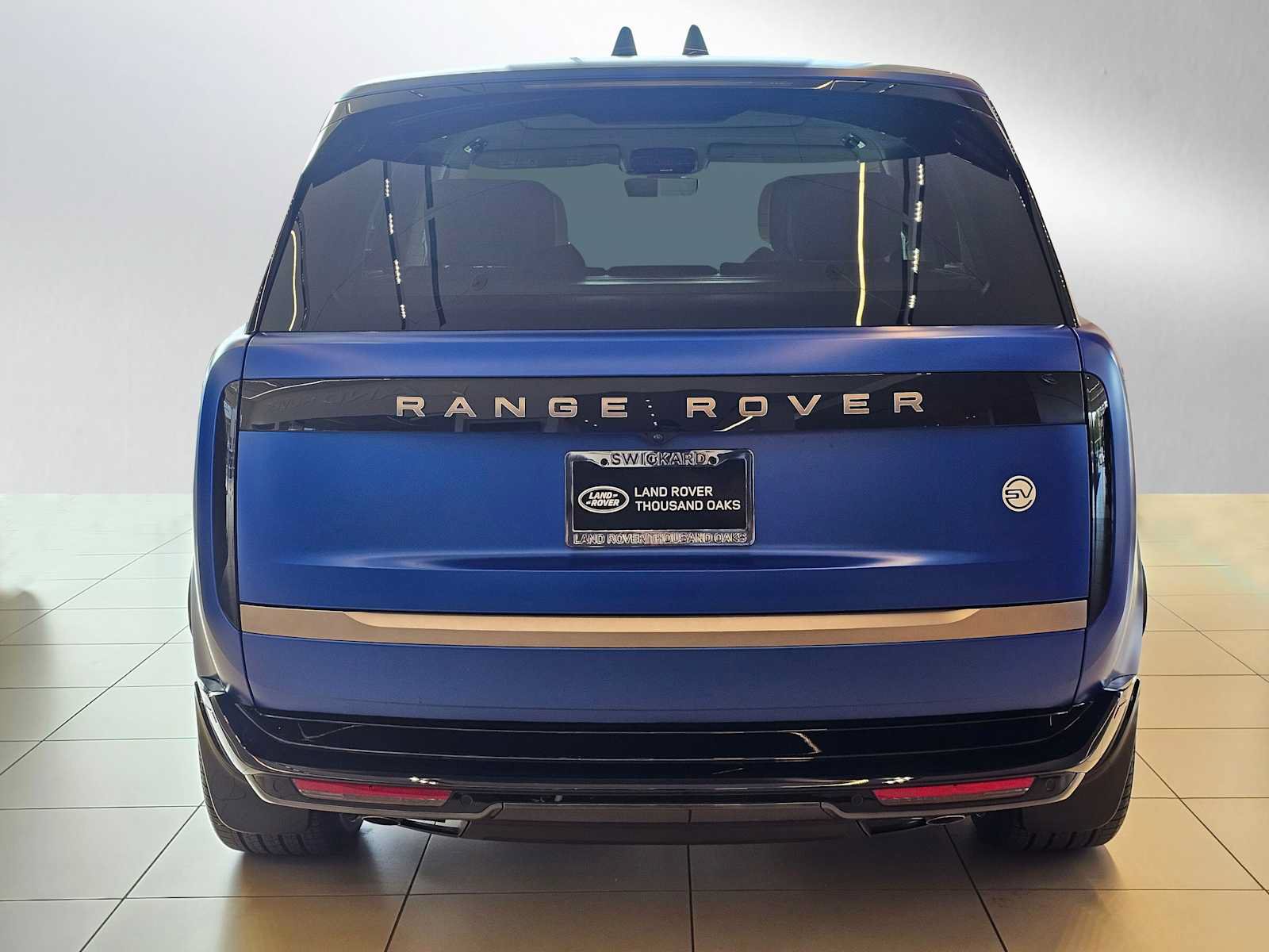 New 2026 Land Rover Range Rover SV AWD/4WD image 4