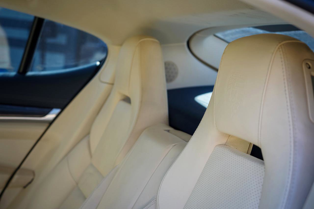 Used 2012 Porsche Panamera S RWD image 22