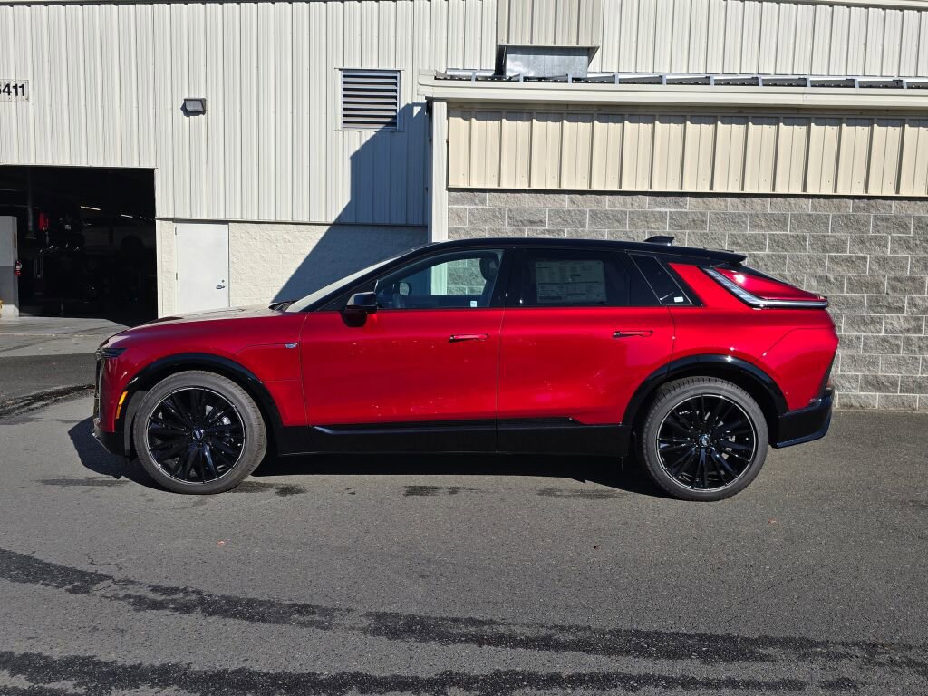 New 2025 Cadillac Lyriq Sport image 3