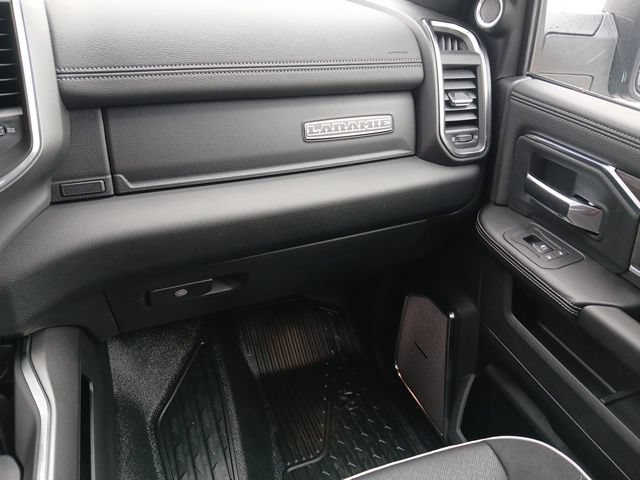 New 2026 RAM 3500 Big Horn w/ Laramie Trim Package AWD/4WD image 33