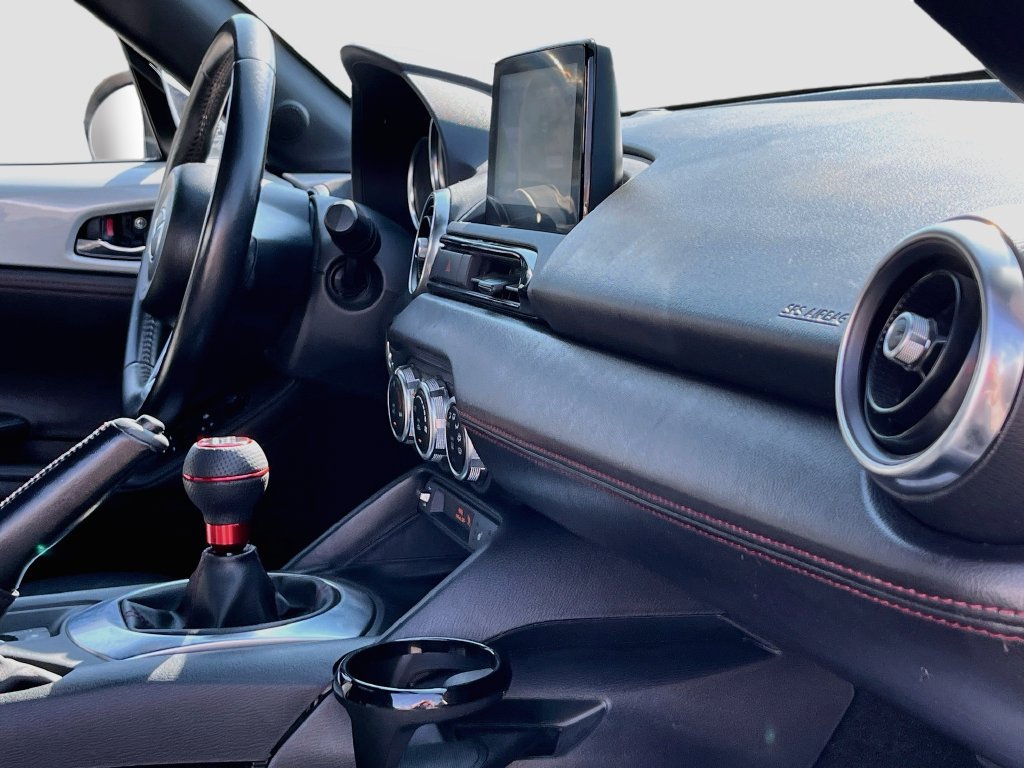 Used 2018 MAZDA MX-5 Miata RF Grand Touring RWD image 26