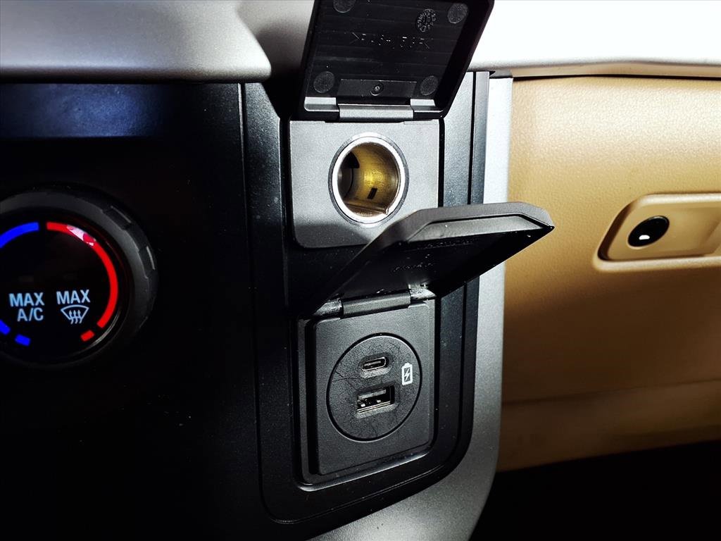 Used 2022 Ford F150 XLT image 12