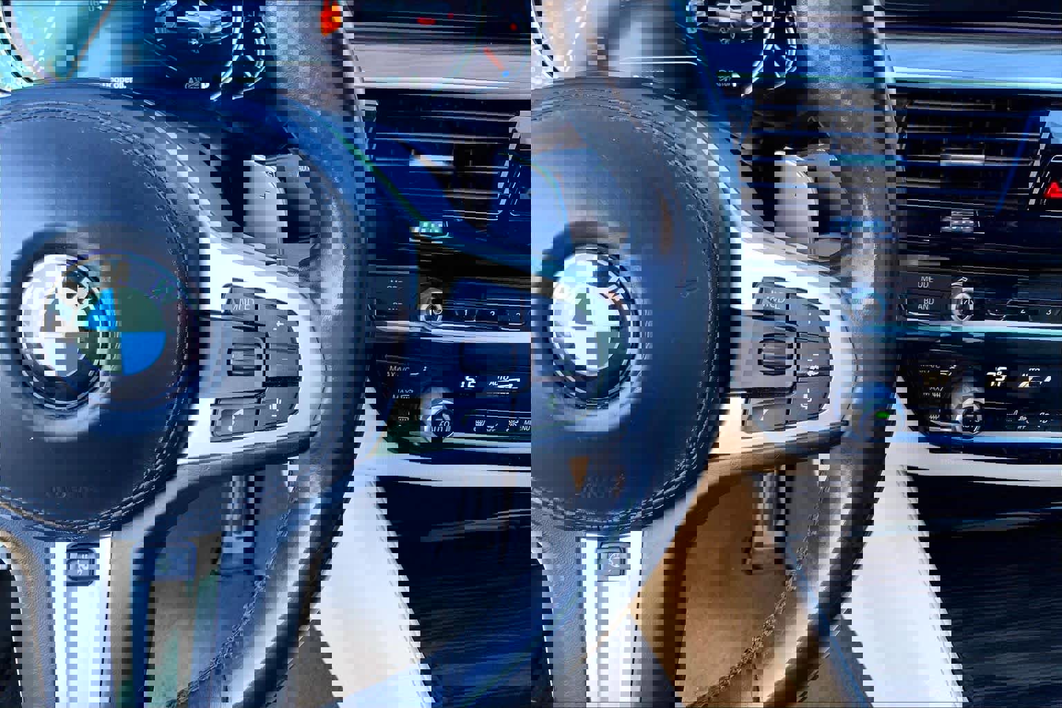 Used 2018 BMW 540i xDrive w/ M Sport Package image 23