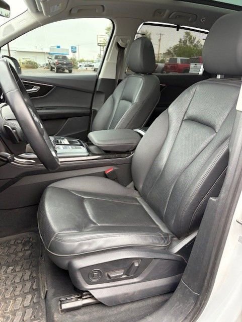 Used 2023 Audi Q7 3.0T Premium Plus AWD/4WD image 8