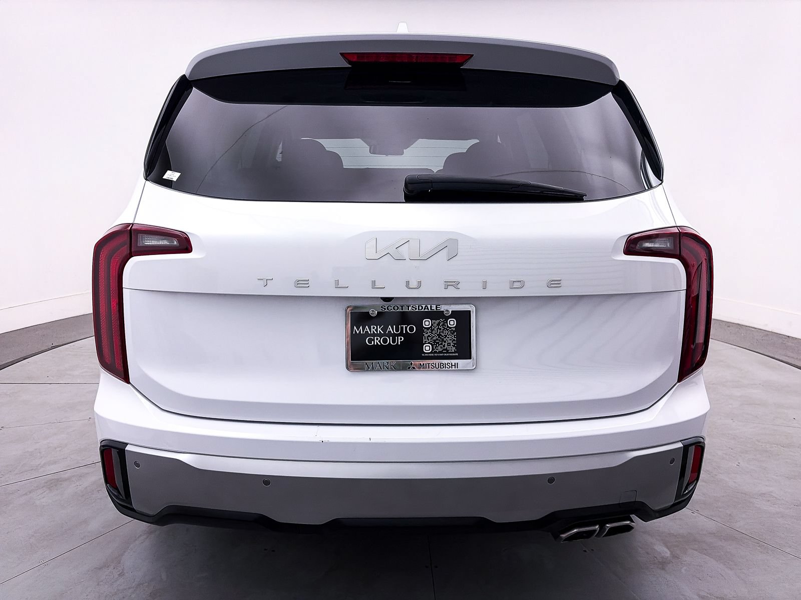Used 2024 Kia Telluride S FWD image 14