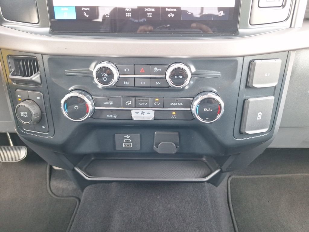 Used 2025 Ford F150 XLT w/ Equipment Group 301A Standard image 13
