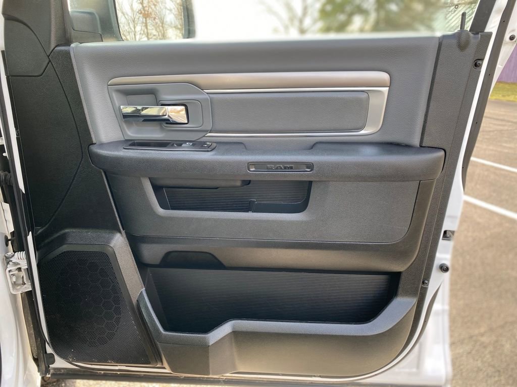 Used 2024 RAM 1500 Classic SLT RWD image 9