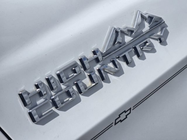 Used 2023 Chevrolet Suburban High Country AWD/4WD image 12